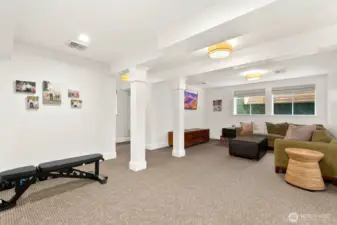 Large room for meeting space/media room or office cubicles