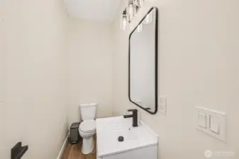 Middle floor Powder room