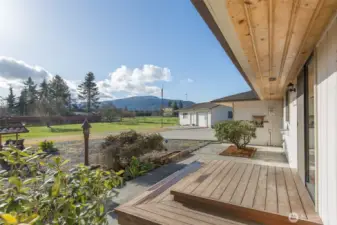 Deck off dining room