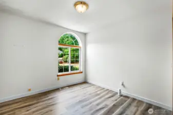 Second bedroom with large window