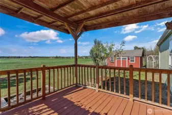 Sizable covered deck w/expansive westerly views
