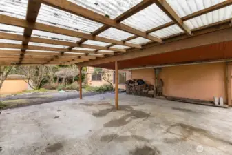 Additional view of the carport.