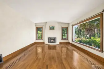 Living Room with gas fireplace