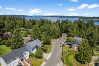 Gig Harbor waterfront just a short distance away