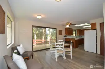 Large Space for Kitchen Table Plus Extra Seating