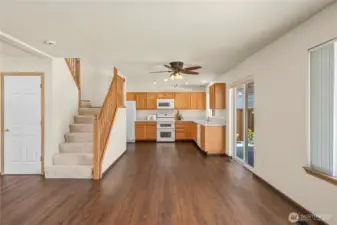 Spacious open concept floorplan!