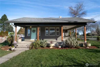 Welcome home to your craftsman bungalow!