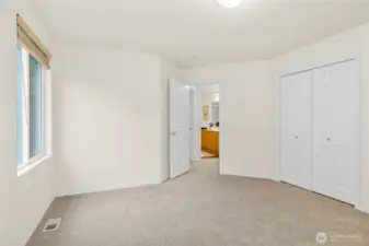 bdrm 5 / flex bonus rm (its BIG)