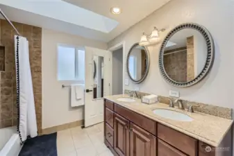 LOVLEY SECOND FULL BATHROOM UPSTAIRS IS REMODELED AND HAS IT ALL, PERFECT FOR FAMILY AND GUESTS.