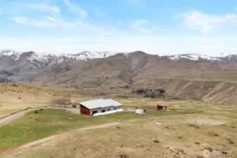 Rolling horse land
