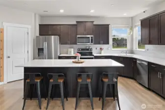 Breakfast bar in the kitchen.