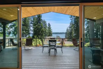 Large sliders for seemless indoor/outdoor living.
