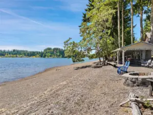 Wonderful community beach! Access to the water without the taxes!