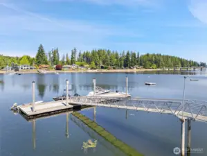 Treasure Island Community moorage dock! For residents and guests.