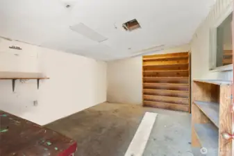 Bonus room off the detached garage, could be gym or office