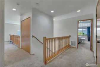 2nd floor entry
