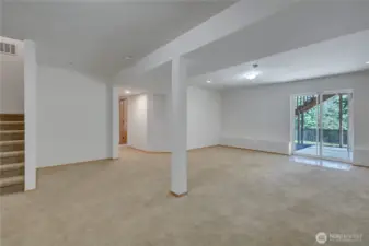 extra large rec room on lower floor.....