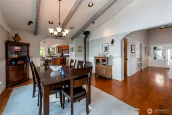 Great floor plan flows effortlessly.