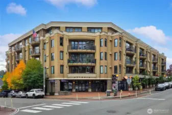 Welcome to elevated living in this stunning 3BR/2BA Astoria condo, ideally located just steps from Main Street.