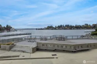 Popular Meydenbauer Park is great to enjoy summer days!