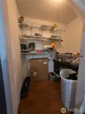 bedroom 3 walk in closet