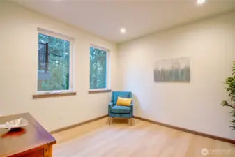 Lower level suite would be a nice second Primary Bedroom - with ensuite bath.