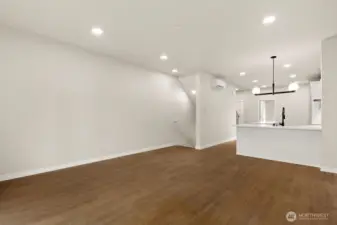 Photographs are for illustrative purposes only. Features, finishes, interior/exterior colors, landscaping and floorplan shown may vary from actual homes built.