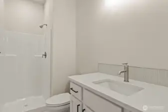 Photographs are for illustrative purposes only. Features, finishes, interior/exterior colors, landscaping and floorplan shown may vary from actual homes built.