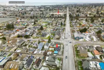 An aerial photo showing the house location in proximity to Trader Joe's.