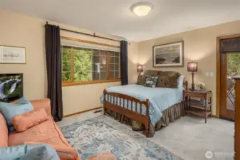 Lower Guest Room