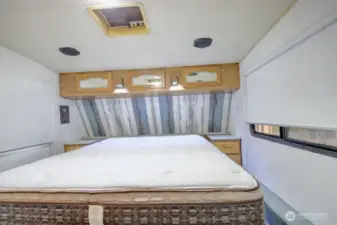 Great bedroom space