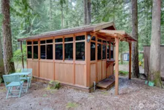 Multiuse shed
