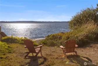 Enjoy waterfront access without paying for waterfront property!
