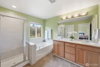 Five piece bath with soaking tub