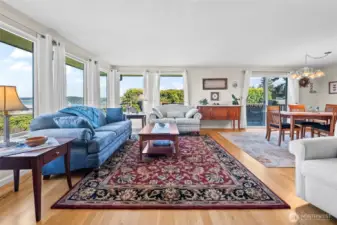 Living room has good views