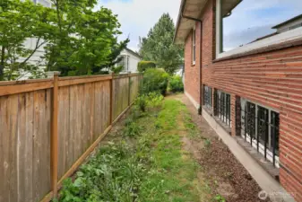 Side yard