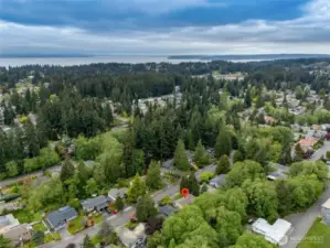 Expansive view of nearby area