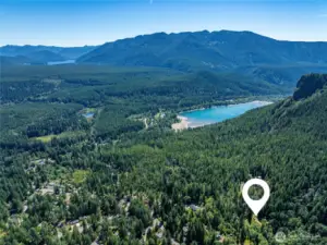 BUILD YOUR DREAM HOME IN A PRIVATE NORTH BEND SETTING, CLOSE TO CLIMBING AND BIKING TRAILS, SKI SLOPES, AND CLOSE TO DT BELLEVUE.