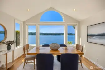 Your guests will never want to leave the dinner table!