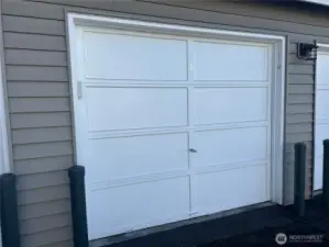 1 Car garage