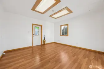 Bedroom/Flex Space with private entrance. Great for multi-gen living/roommate scenario