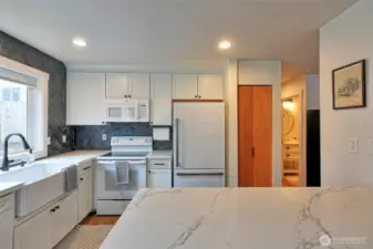 Another look check out the sink, nice!