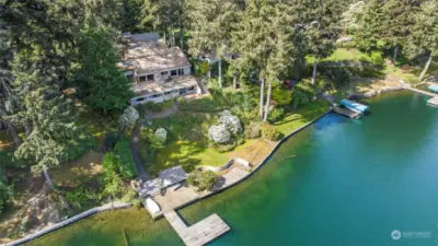 100ft of no-bank lakefront with dock