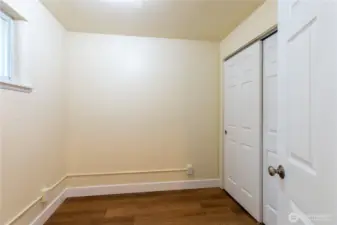 Bedroom withBedroom/Could also be used as an office or dressing room, etc..