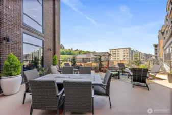 Also on the 5th floor, this is the outdoor seating area.