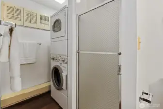 Washer and dryer in the downstairs bathroom