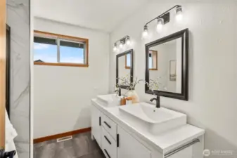 Beautifully remodeled guest bath