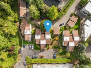 15 unit boutique style community.