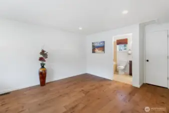 Closet to the right of the spa bath ...