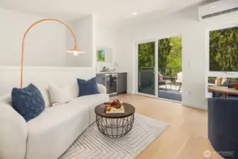 Sky lounge or 3rd bedroom